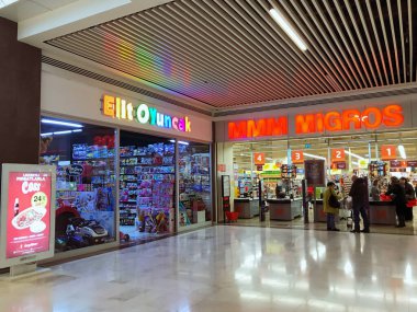 Edirne, Türkiye - 22 Şubat 2020: Edirne 'deki Erasta Alışveriş Merkezi.