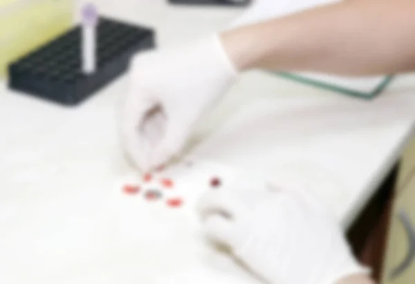Laboratuarında Çalışan Bir Bilim Adamı Kan Testi Genellikle Koldaki Bir — Stok fotoğraf