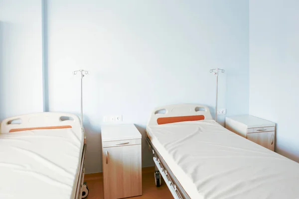 Modernes Krankenhauszimmer Krankenhausbett Einem Sauberen Und Modernen Krankenhaus Innenraum Der — Stockfoto