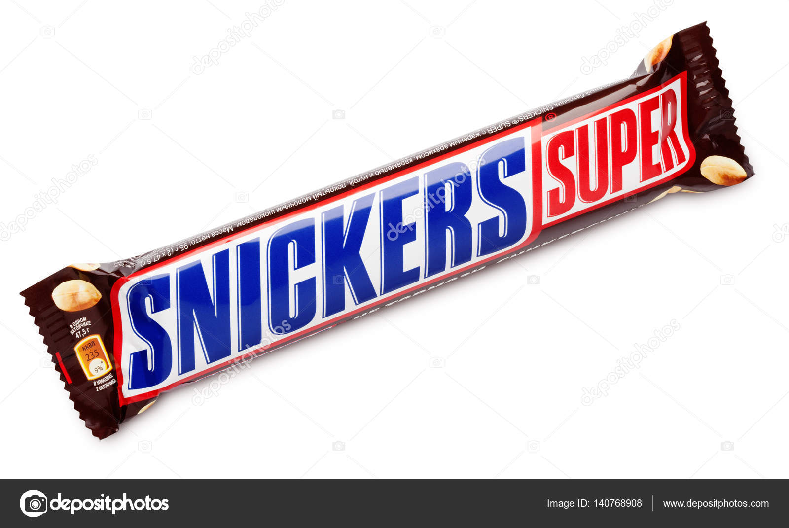Snickers на белом фоне