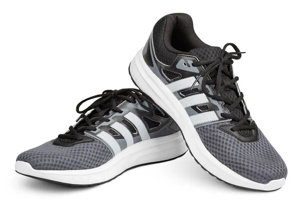 Koşu ayakkabıları, spor ayakkabı veya beyaz izole eğitmenler — Stok fotoğraf
