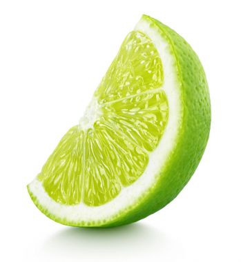 Yeşil limon narenciye meyve üzerinde beyaz izole kama