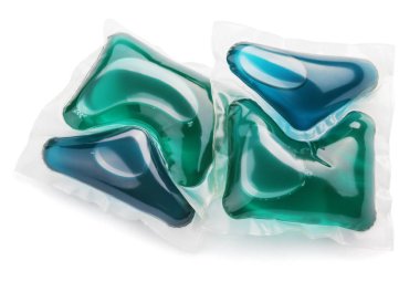 beyaz çamaşır deterjanı ile jel kapsül bakla