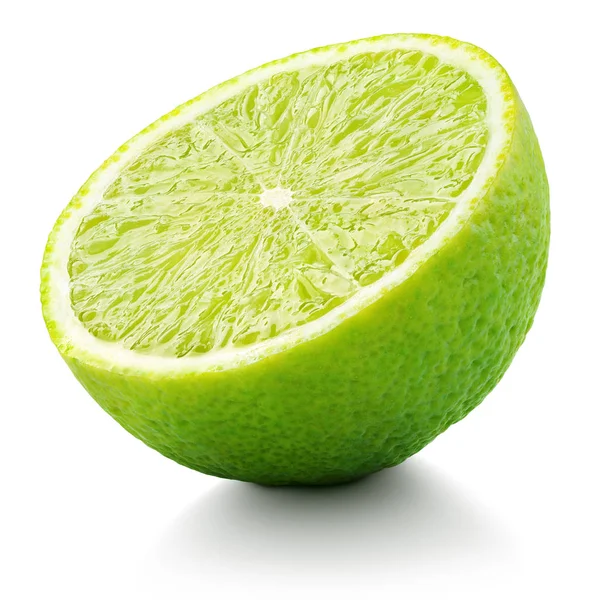 Halbe Limette Zitrusfrüchte isoliert auf weiß — Stockfoto