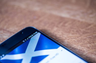 4g Smartphone ile yüzde 25'i ücret ve İskoçya bayrağı