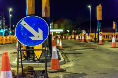 İngiltere'de yol Hizmetleri Roadworks koniler ve işaretleri