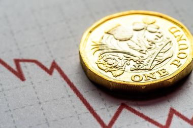 Yeni İngiliz bir İngiliz Lirası Gümüş sikke grafik oranı
