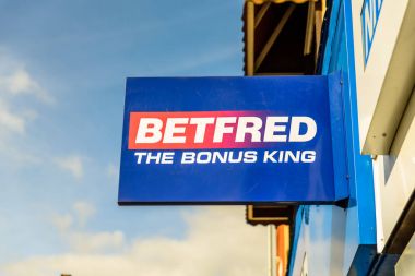 Northampton Uk 3 Ekim 2017: Northampton sanayi sitesi Betfred bahis logo işareti standı