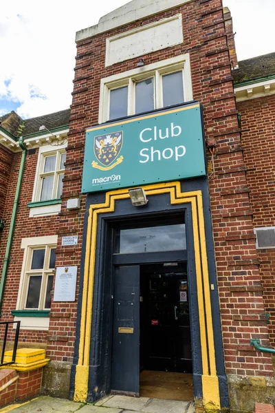 Northampton Uk 3 Ekim 2017: Northampton Saints Rugby Club logo Franklin Gardens club Shop — Stok fotoğraf