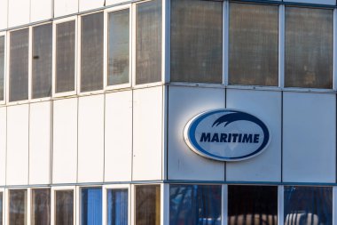 Northampton İngiltere 07 Aralık 2017: Maritima teslim hizmet logosu üye Brackmills sanayi sitesi