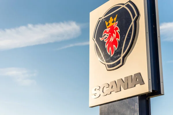 Northampton UK dezembro 07, 2017: Scania Motors logotipo sinal em Brackmills Industrial Estate — Fotografia de Stock