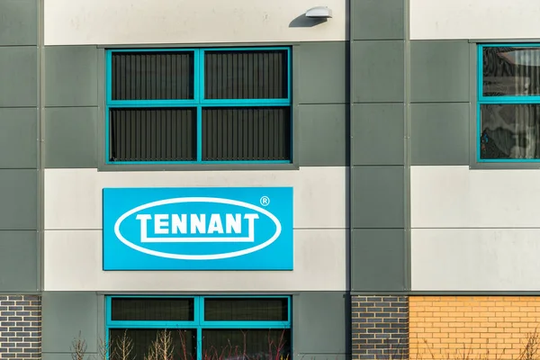 Northampton UK January 10, 2018: Tennant Cleaning Solutions logo sign post — Stock Photo, Image