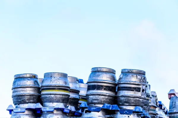 Northampton UK January 06 2018: Marstons Burton metal beer kegs of beer stacked for dispatch — стоковое фото