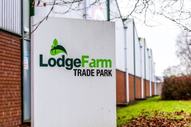 Northampton İngiltere 11 Ocak 2018: Lodge Farm ticaret Park logo işareti yazı