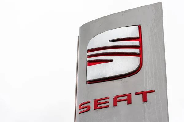 Northampton UK February 03 2018: Seat logo sign stand in Northampton Town Centre — Stock Photo, Image