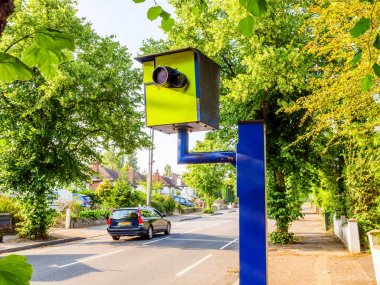 Gün görünümü İngiltere'de statik hız veya yol üzerinde güvenlik kamerası