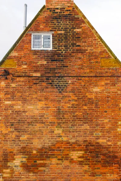 イギリスの古い石の壁の建物のテクスチャ — ストック写真