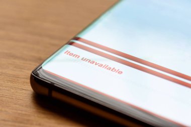 akıllı telefon ekranında kullanılabilir olmayan metin.