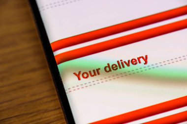 akıllı telefon ekranında iletim metniniz