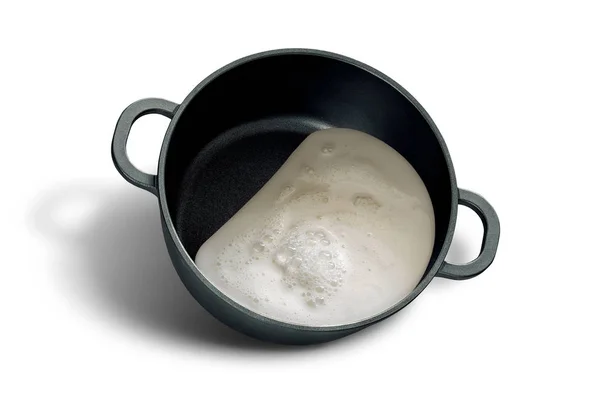 Lait Frais Dans Une Casserole Avec Poignées — Photo