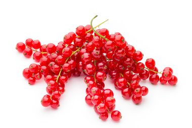 Frenk üzümü yakın çekim üzerinde beyaz izole.