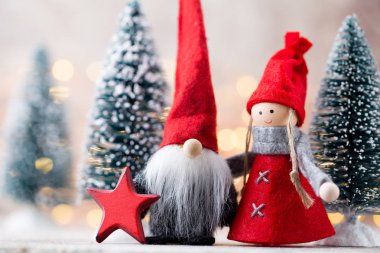 Noel tebrik kartı. GNOME Festival arka plan. Yeni yıl symb