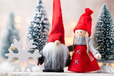 Noel tebrik kartı. GNOME Festival arka plan. Yeni yıl symb