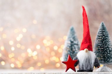 Noel tebrik kartı. GNOME Festival arka plan. Yeni yıl symb