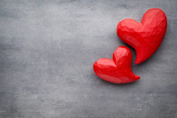 Red heart on the gray background. — Stock Photo, Image