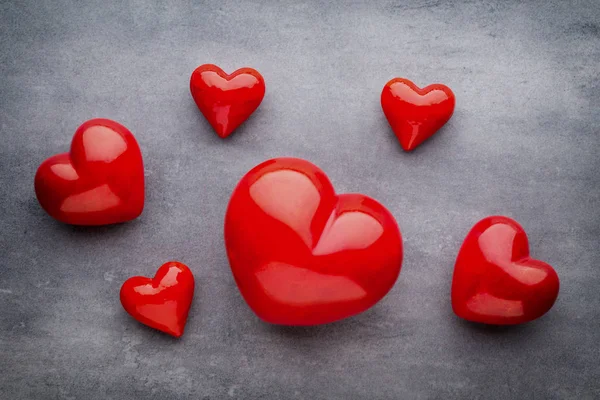 Red heart on the gray background. — Stock Photo, Image