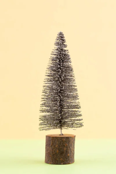 Weihnachtsbaum Auf Pastellfarbenem Hintergrund Weihnachten Oder Neujahr Minimalkonzept — Stockfoto
