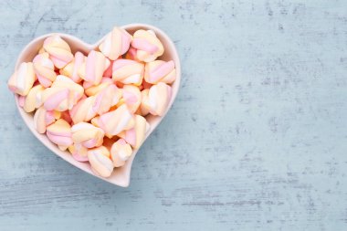 Fotokopi alanı olan renkli marşmelovlar. Üst Manzara. Düz yatıyordu. 