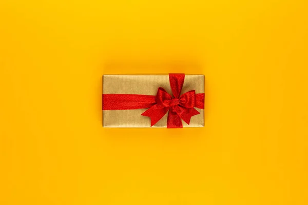 Gift Present Box Color Table Top View Flat Lay Composition — Stock Photo, Image