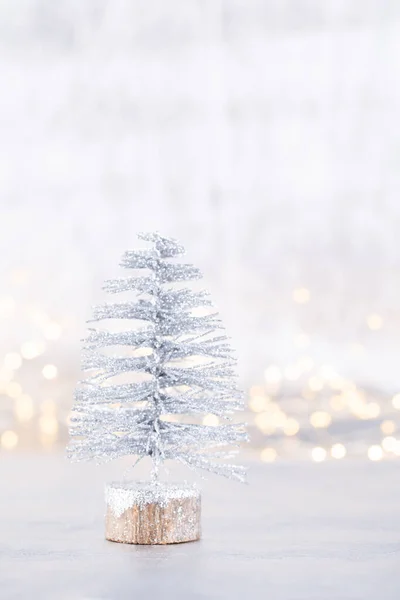 Gümüş Üzerinde Noel Ağacı Bokeh Arkaplan — Stok fotoğraf