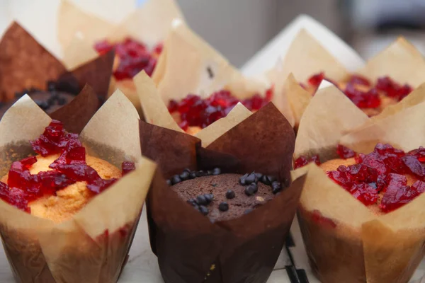 Cupcakes a csokoládé és lekvár — Stock Fotó