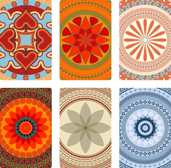 Mandalas Vectoriales Coloridos Para Jugar Las Cartas — Archivo Imágenes Vectoriales