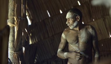 Asmat kabilesi adamdan