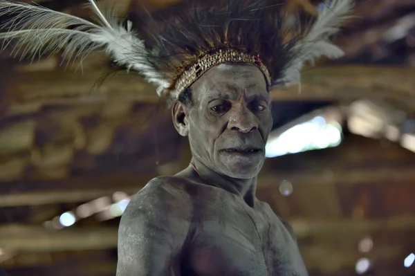 Ο άνθρωπος από τη φυλή του Asmat — Φωτογραφία Αρχείου