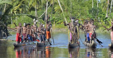 Kano Savaşı töreni Asmat insan