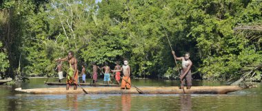 Kano Savaşı töreni Asmat insan