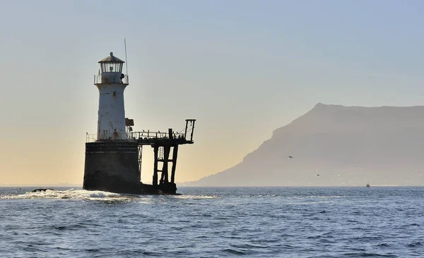 Roman Rock Lighthouse in False Bay — Stock Photo, Image