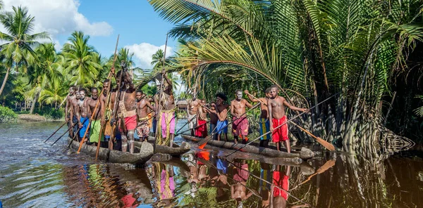 Indonesien Irian Jaya Elias Provinsen Jow Village Juni Kanot Anländer — Stockfoto