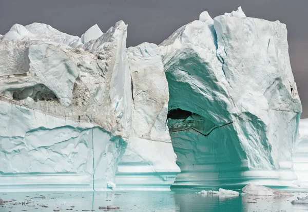 Icebergs Oceano Disko Bay Gronelândia Ocidental — Fotografia de Stock