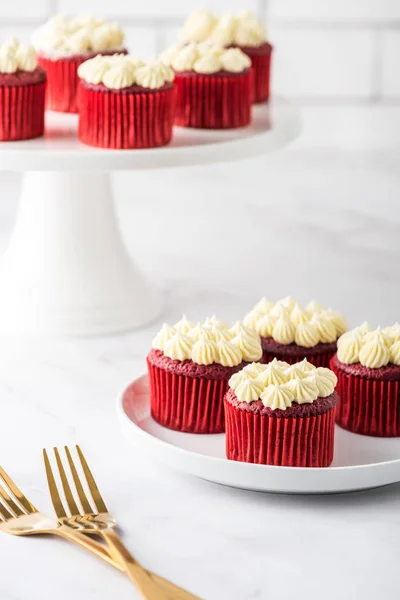 Kuchen aus rotem Samt — Stockfoto