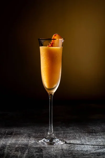 Peach Bellini Mocktail, zamrożone — Zdjęcie stockowe