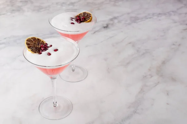Granaatappel Martini Met Droge Citroen Stockfoto