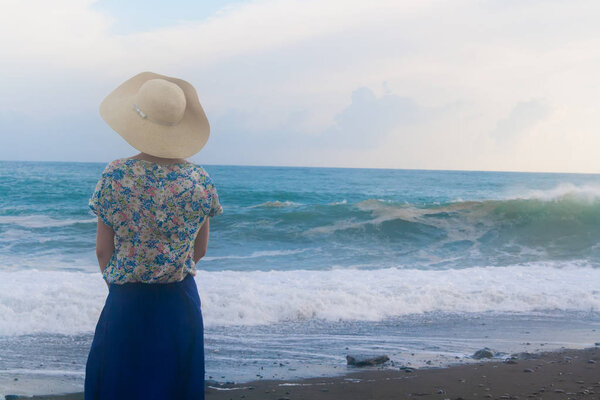 Невероятная огромная волна
.