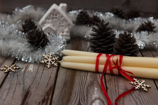 Beautiful christmas composition on wooden background — Stock Photo, Image