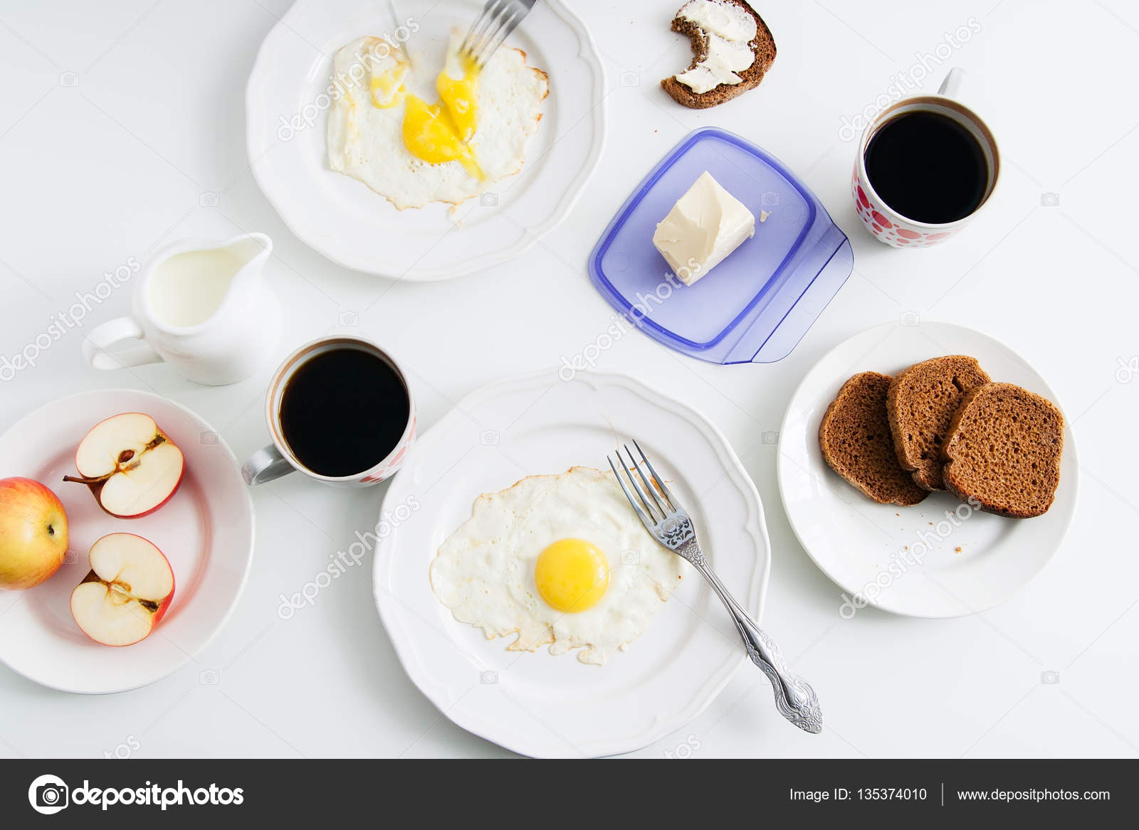 desayunos saludables con huevo y pan