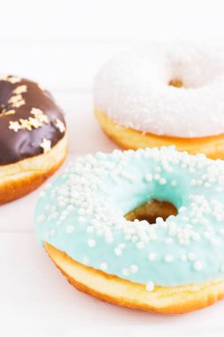 Camlı Amerikan donut